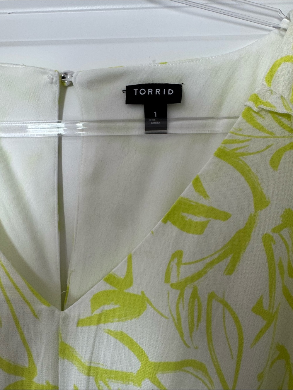 Torrid Size 1 White Lime Floral Smocked Waist Long Sleeve Fit & Flare Dress - Picture 4 of 11